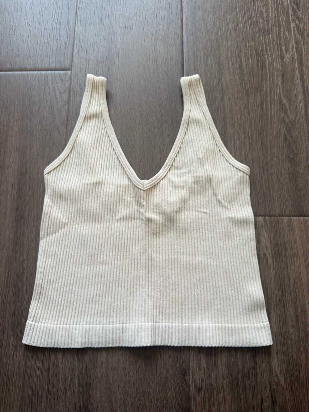 Aura Ribbed V-Neck Tank Top in Cream